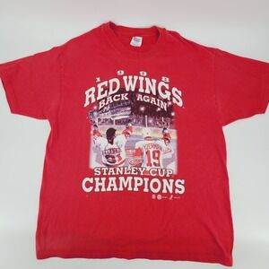 Vintage 1998 Detroit Red Wings Stanley Cup Champions Fedorov Yzerman Tee XL NHL